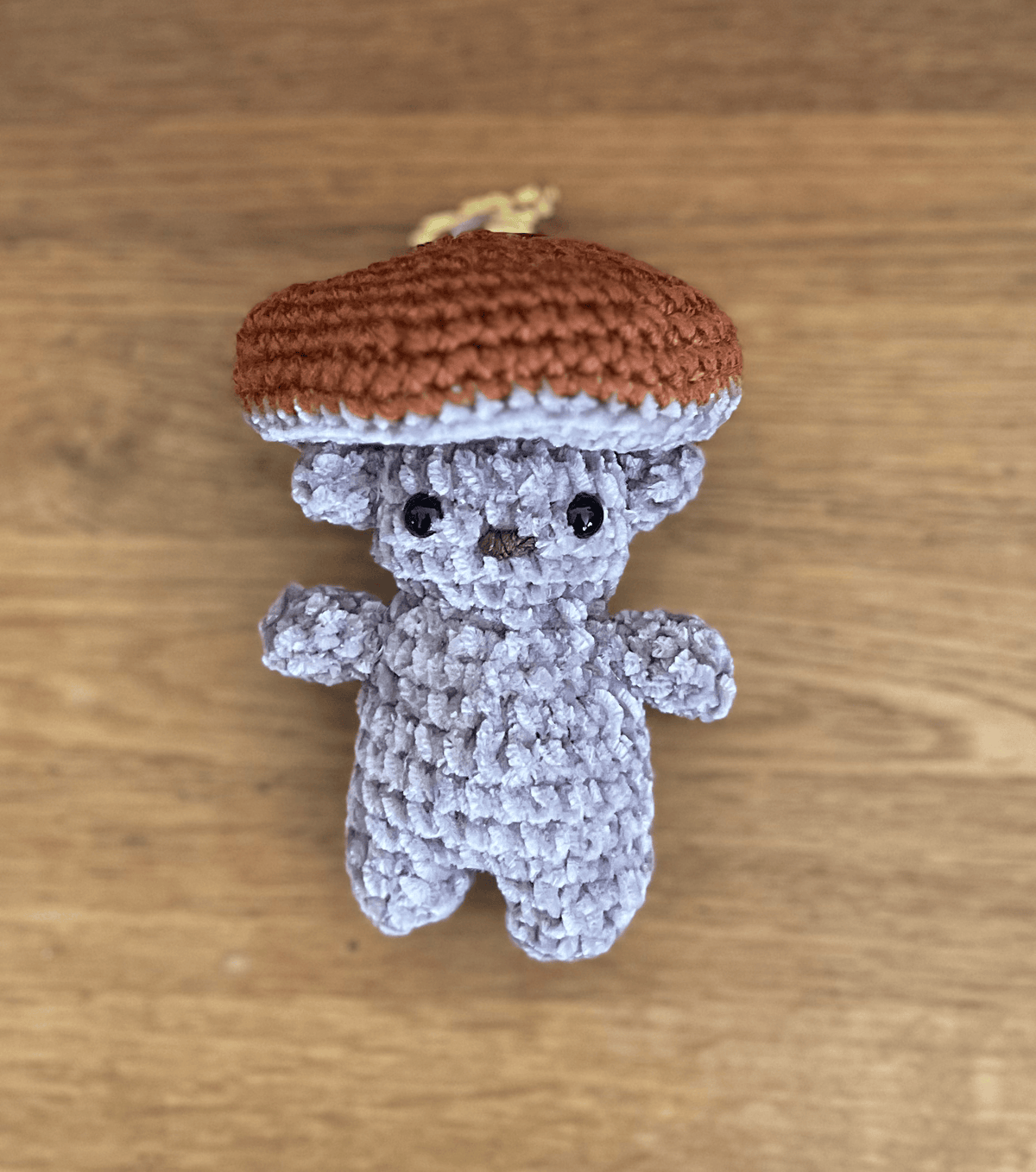 Beary Bun chenille crochet bear keyring inspired by a penny bun mushroom, autumn woodland bag charm