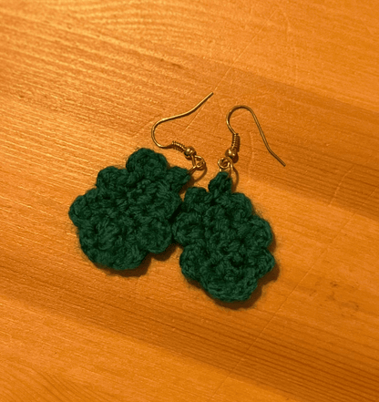 Handmade crochet oak leaf earrings, nature inspired autumn and woodland jewellery