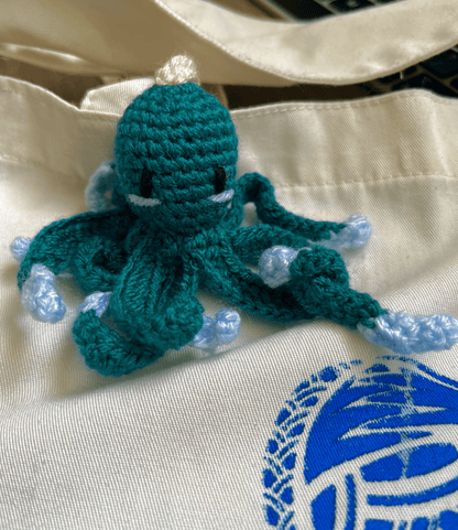 Handmade crochet octopus keychain Caribbean Reef Octopus East Pacific Red Octopus ocean bag charm marine life crochet accessory UK