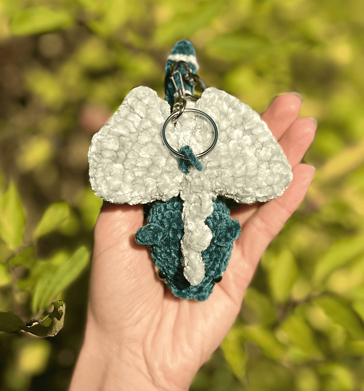 Cute chenille crochet dragon keychain, soft handmade mythical creature accessory and fantasy bag charm